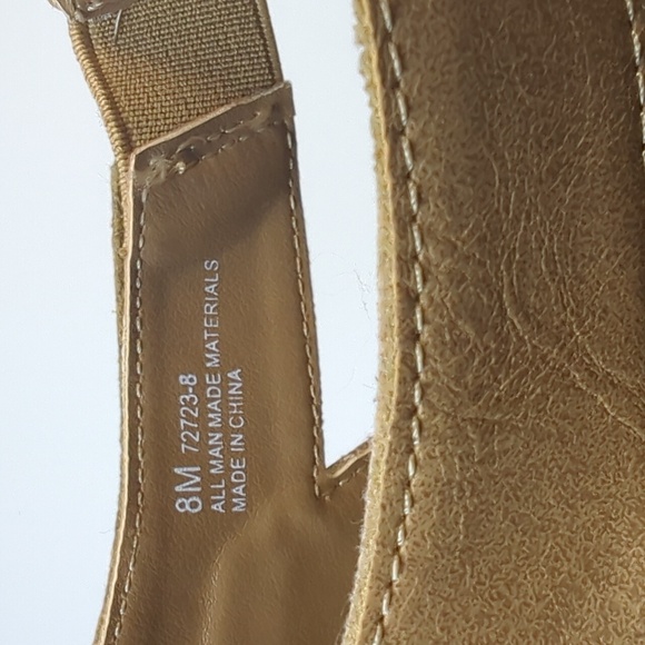 Aerosoles Tan Wedge Zipper Sandals Size 8 - Picture 10 of 11